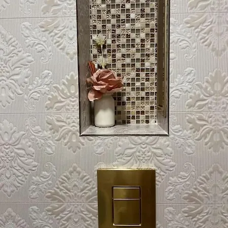 Ellie Soe Free Parking 5 Min To Metro Apartment *