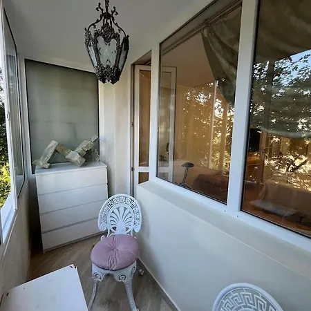 Ellie Soe Free Parking 5 Min To Metro Apartment Sofia