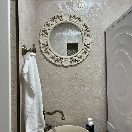 Ellie Soe Free Parking 5 Min To Metro *